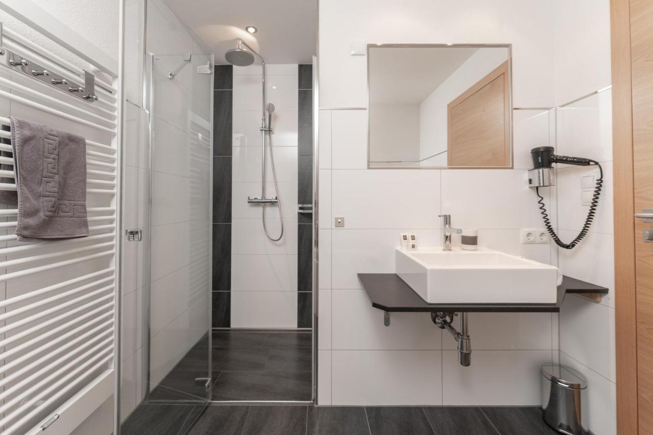 Aparthotel Ambiente Umhausen Luaran gambar