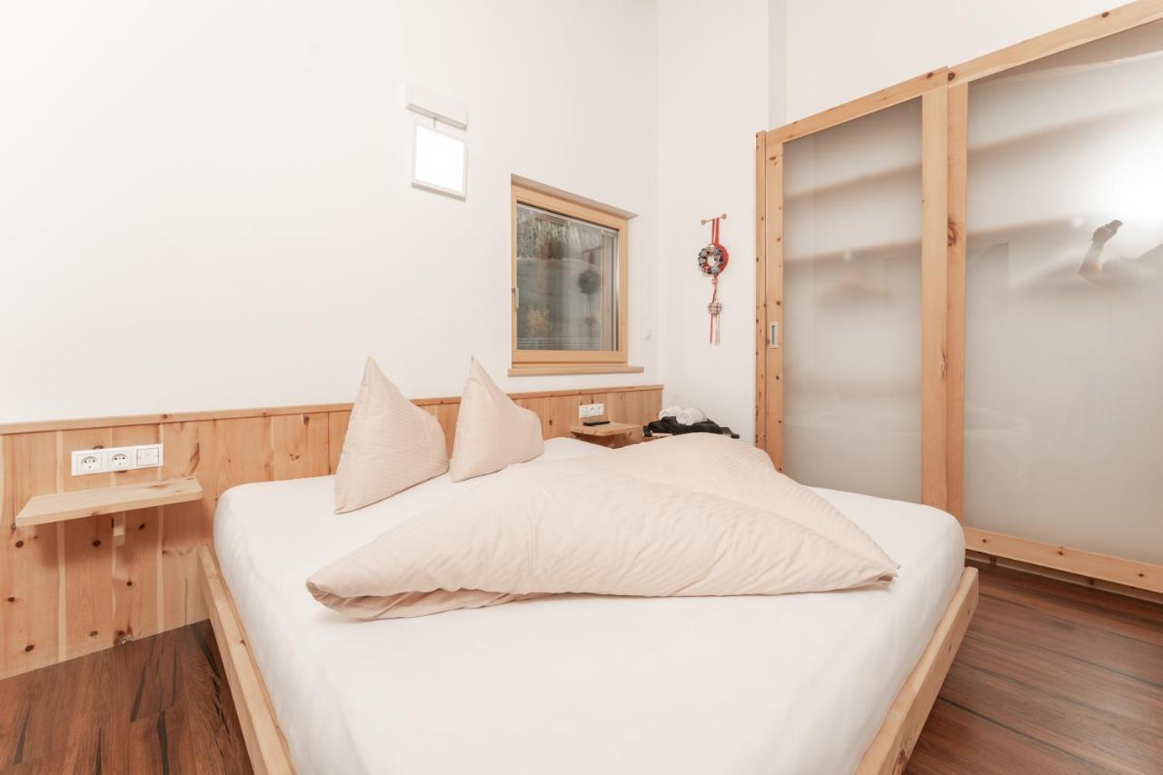 Aparthotel Ambiente Umhausen Luaran gambar