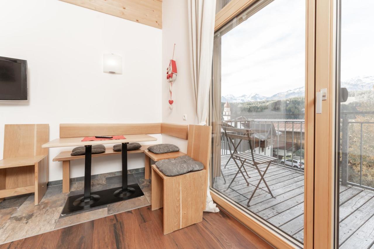 Aparthotel Ambiente Umhausen Luaran gambar
