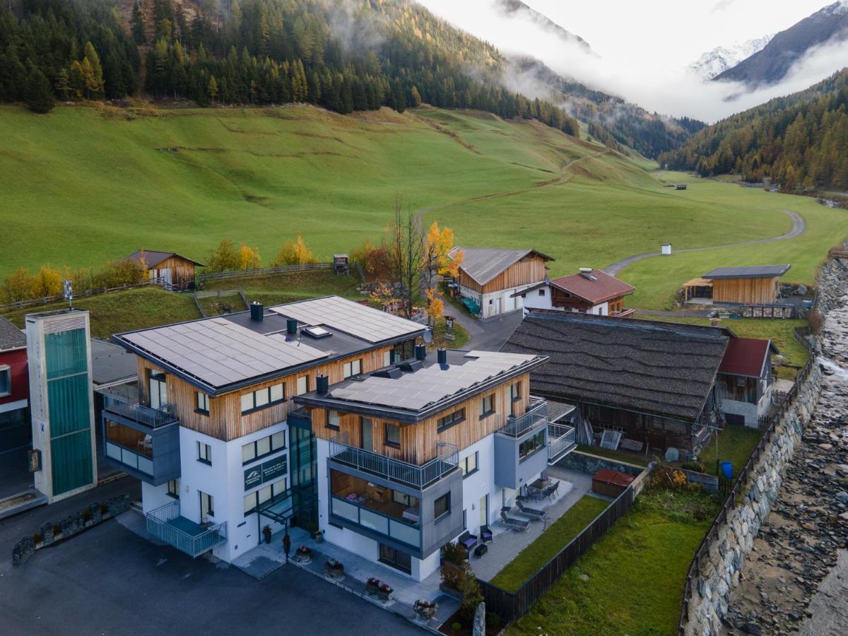 Aparthotel Ambiente Umhausen Luaran gambar
