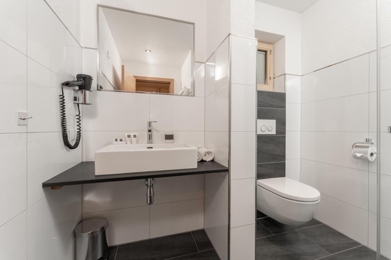 Aparthotel Ambiente Umhausen Luaran gambar