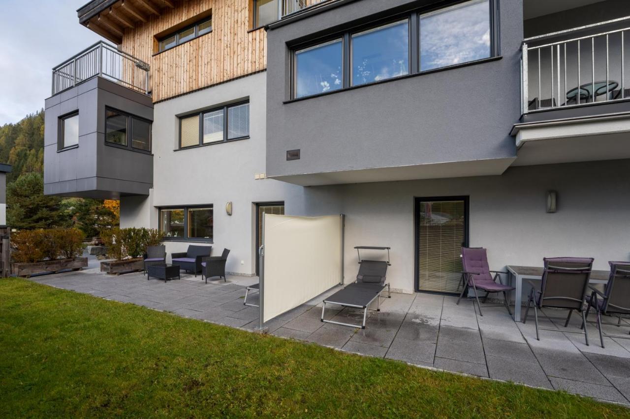 Aparthotel Ambiente Umhausen Luaran gambar