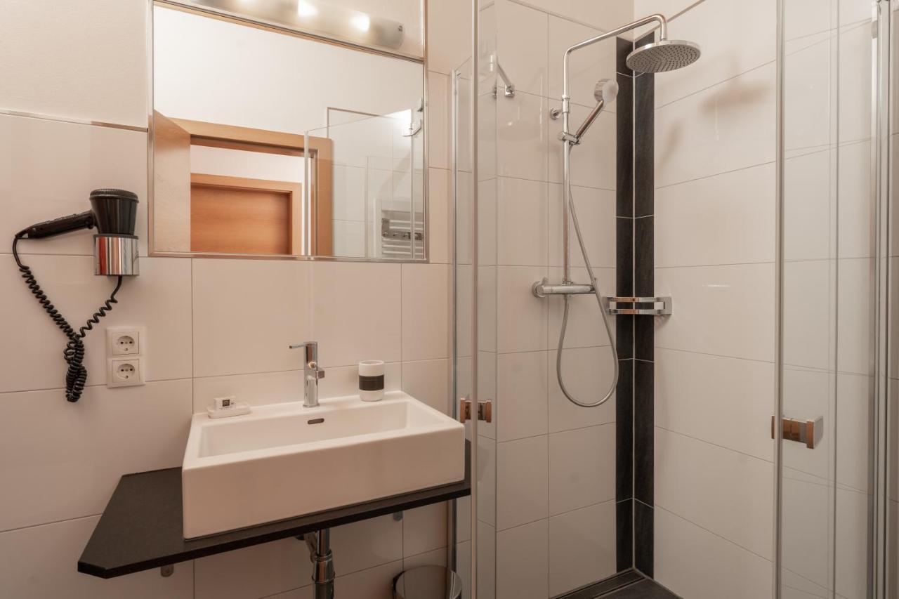 Aparthotel Ambiente Umhausen Luaran gambar