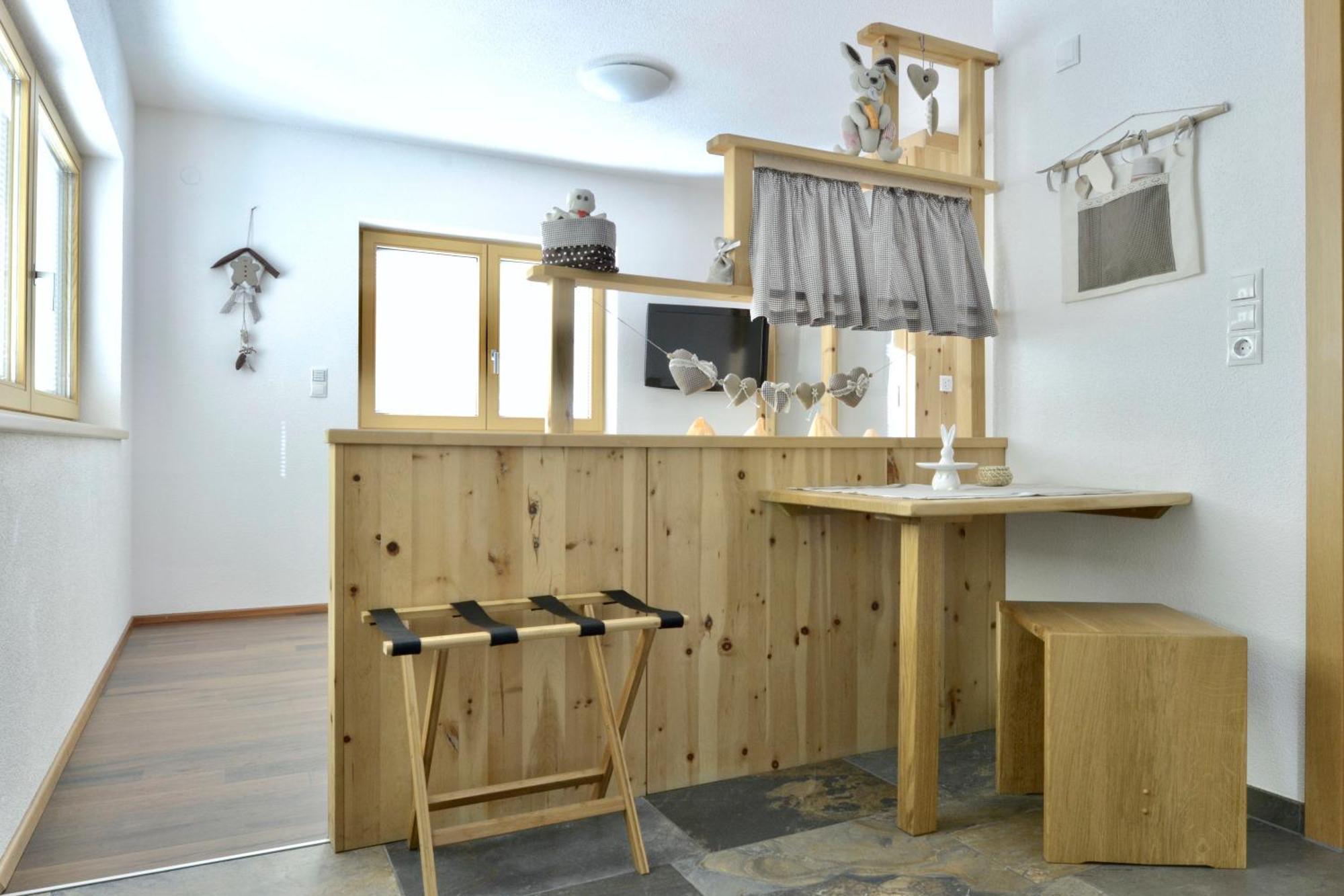 Aparthotel Ambiente Umhausen Bilik gambar