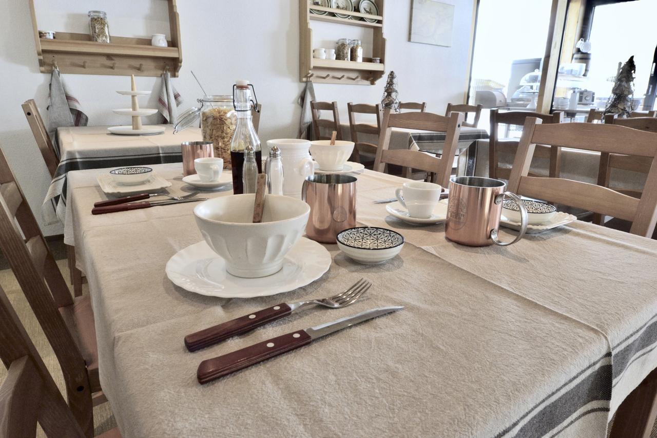 Aparthotel Ambiente Umhausen Luaran gambar
