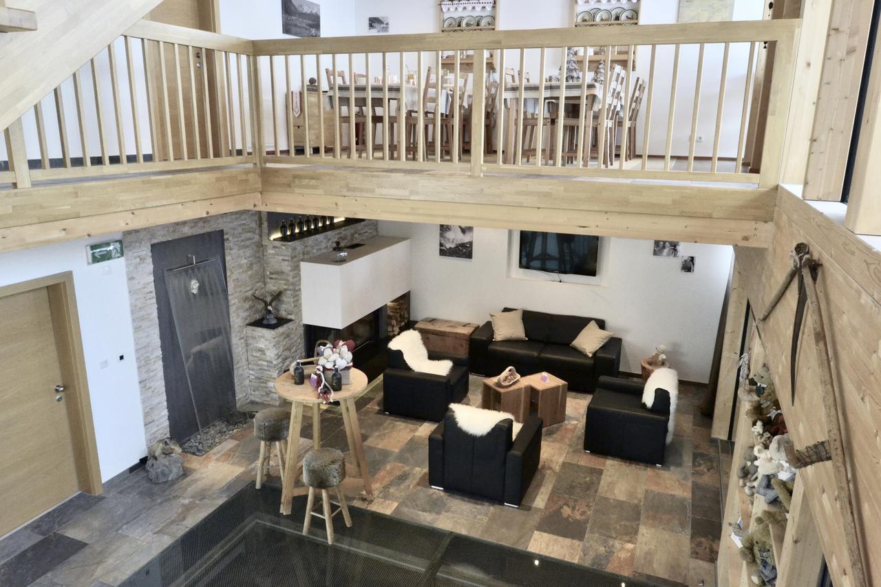 Aparthotel Ambiente Umhausen Luaran gambar